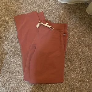 Figs Livingston scrub pants mauve